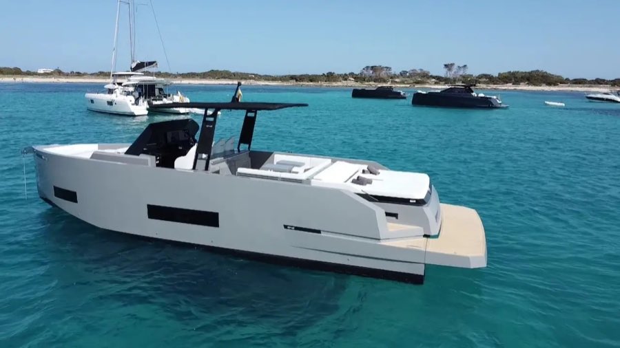 De Antonio D42 Open Ragnar en Ibiza